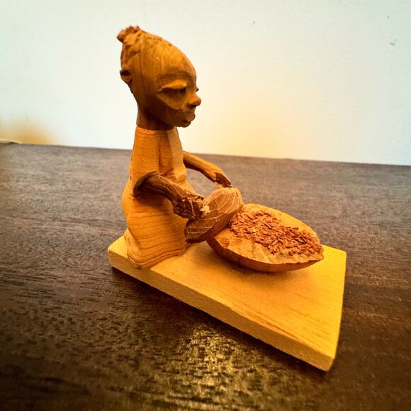 Vintage 1982 Two African Wood Carvings Man Woman Hand Carved 3” Figures Folk Art - Picture 7 of 13